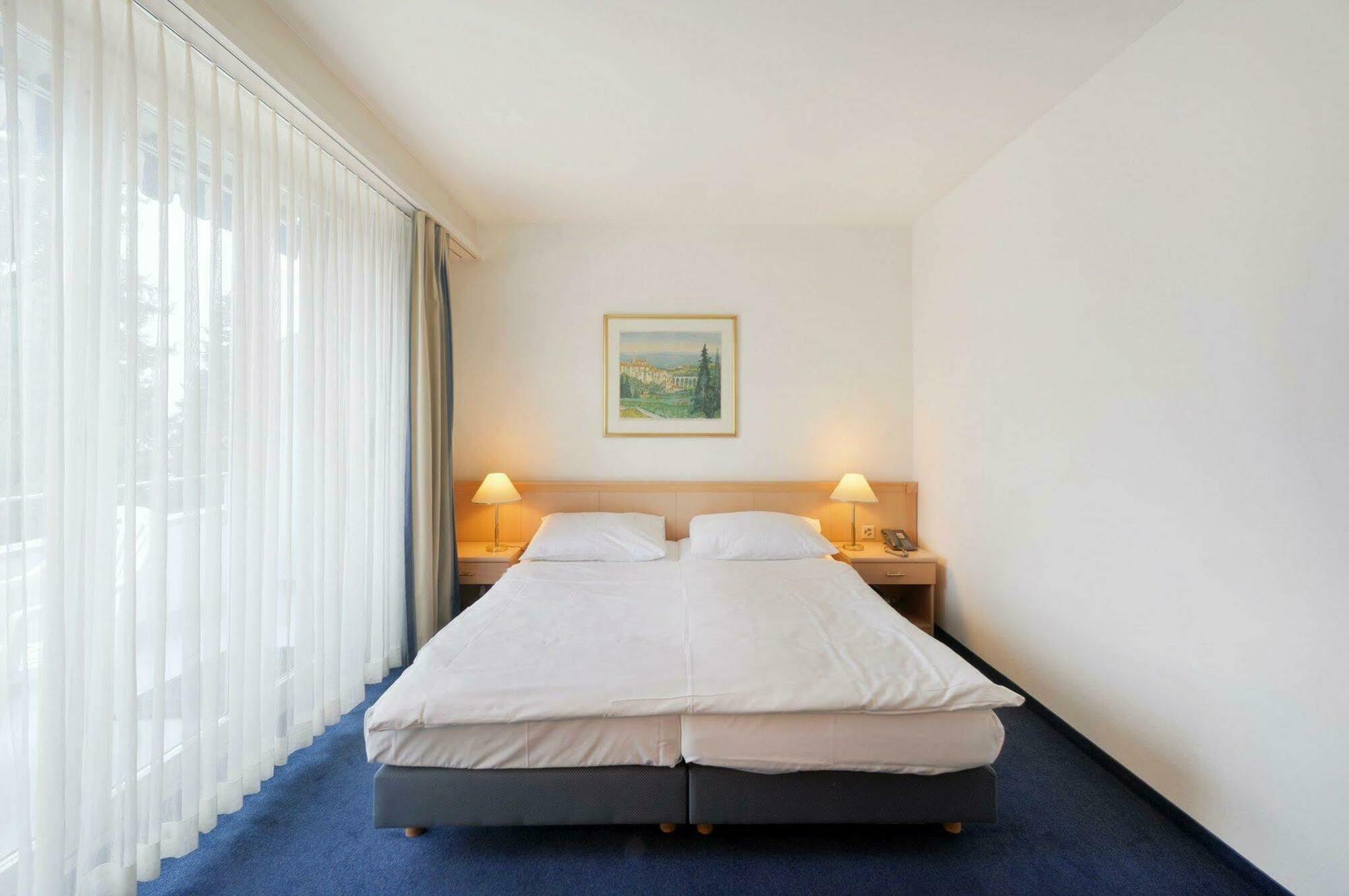 โรงแรมเบลวิว Lucerne ภายนอก รูปภาพ
